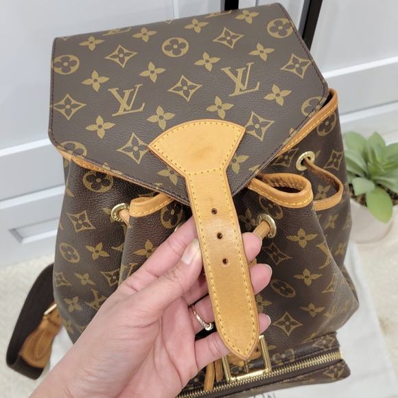 💕DISCONTINUED Very Rare Backpack LOUIS VUITTON Montsouris GM Monogram - Picture 2 of 16